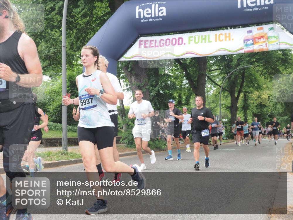 29.06.2025 - hella hamburg halbmarathon KatJ http://msf.ph/oto/8529866 29.06.2025 11:05:36 Zwischen KM18-KM19 1234, 2094, 2436, 3030, 3161, 4722, 4852, 5937, 6248, 6332, 6482, 6542 meine-sportfotos.de