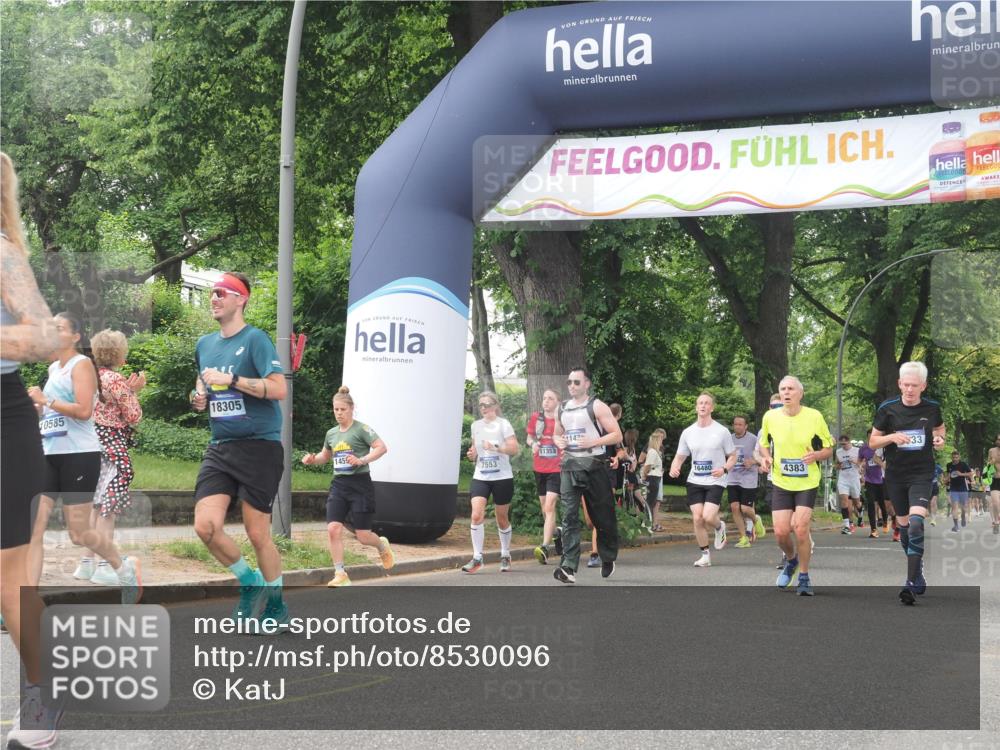 29.06.2025 - hella hamburg halbmarathon KatJ http://msf.ph/oto/8530096 29.06.2025 11:05:49 Zwischen KM18-KM19 2589, 2812, 3343, 3482, 4383, 5098, 6533, 7011 meine-sportfotos.de