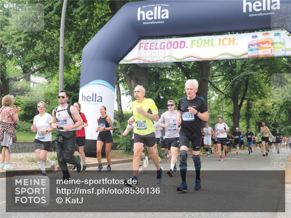 29.06.2025 - hella hamburg halbmarathon KatJ http://msf.ph/oto/8530136 29.06.2025 11:05:51 Zwischen KM18-KM19 2812, 3343, 4383, 6533, 7011, 7345, 7553 meine-sportfotos.de