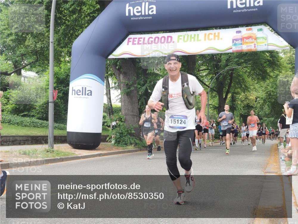 29.06.2025 - hella hamburg halbmarathon KatJ http://msf.ph/oto/8530350 29.06.2025 11:06:05 Zwischen KM18-KM19 1250, 1483, 4190, 4266, 6194, 7739 meine-sportfotos.de