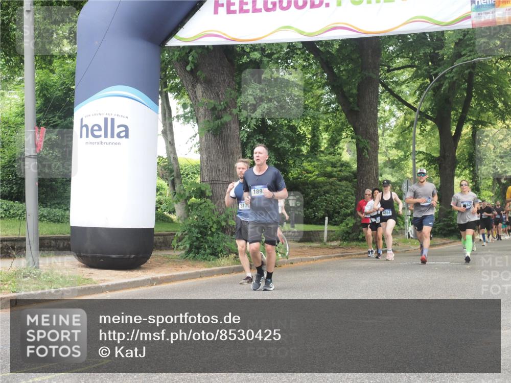 29.06.2025 - hella hamburg halbmarathon KatJ http://msf.ph/oto/8530425 29.06.2025 10:57:59 Zwischen KM18-KM19 1893, 6166 meine-sportfotos.de