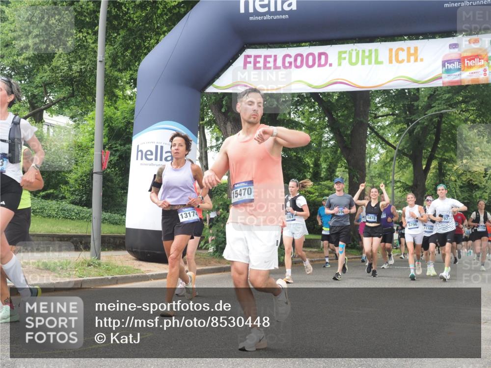 29.06.2025 - hella hamburg halbmarathon KatJ http://msf.ph/oto/8530448 29.06.2025 11:06:11 Zwischen KM18-KM19 1250, 1403, 1483, 1513, 4266, 5034, 5556, 5878, 6796, 6797, 8067 meine-sportfotos.de