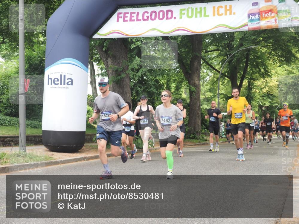 29.06.2025 - hella hamburg halbmarathon KatJ http://msf.ph/oto/8530481 29.06.2025 10:58:02 Zwischen KM18-KM19 1893, 2904, 3176, 4394, 7462 meine-sportfotos.de