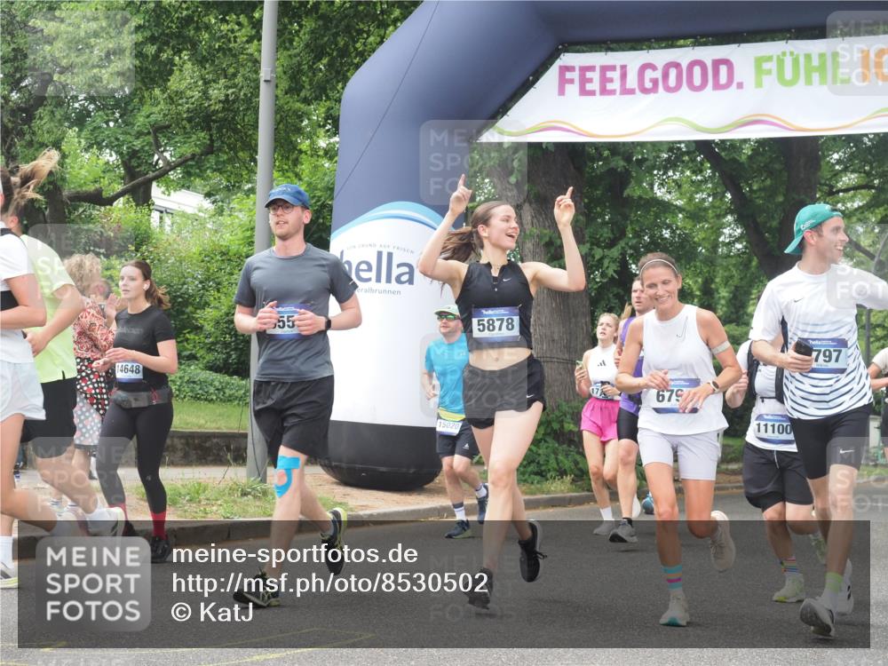 29.06.2025 - hella hamburg halbmarathon KatJ http://msf.ph/oto/8530502 29.06.2025 11:06:13 Zwischen KM18-KM19 1250, 1403, 1483, 1513, 5034, 5556, 5878, 6796, 6797, 8067, 8427 meine-sportfotos.de