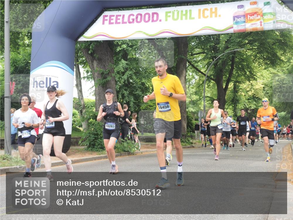 29.06.2025 - hella hamburg halbmarathon KatJ http://msf.ph/oto/8530512 29.06.2025 10:58:04 Zwischen KM18-KM19 1893, 2904, 3176, 4394, 7462 meine-sportfotos.de