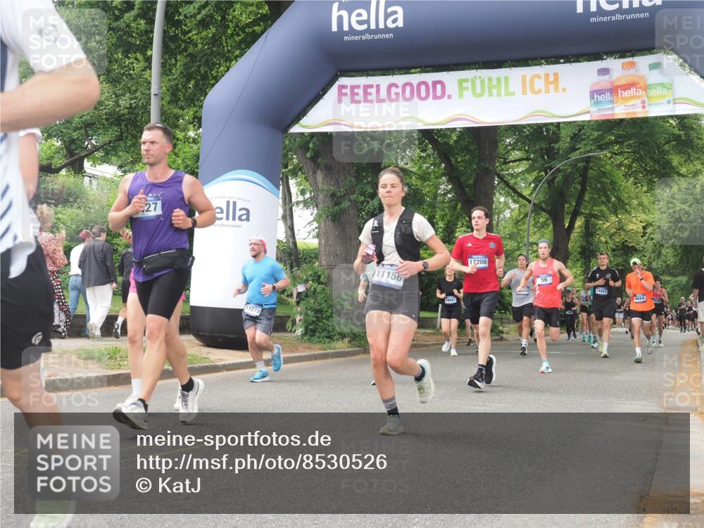 29.06.2025 - hella hamburg halbmarathon KatJ http://msf.ph/oto/8530526 29.06.2025 11:06:15 Zwischen KM18-KM19 1403, 1513, 5556, 5878, 6796, 6797, 8067, 8427 meine-sportfotos.de