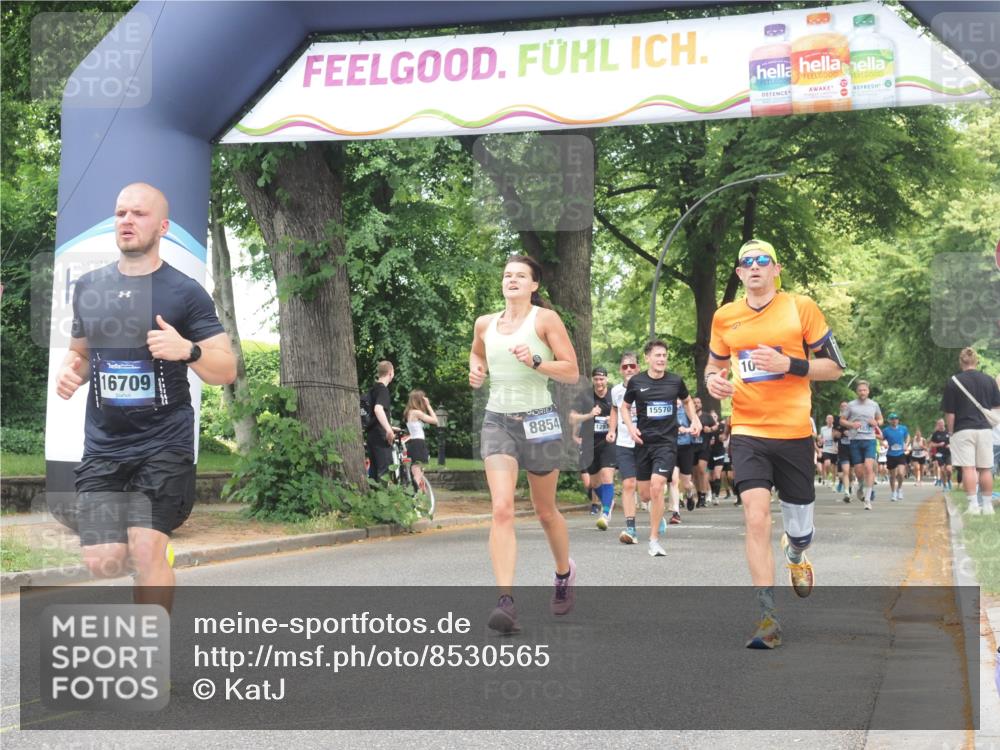 29.06.2025 - hella hamburg halbmarathon KatJ http://msf.ph/oto/8530565 29.06.2025 10:58:06 Zwischen KM18-KM19 1893, 2904, 3176, 4394, 7462 meine-sportfotos.de