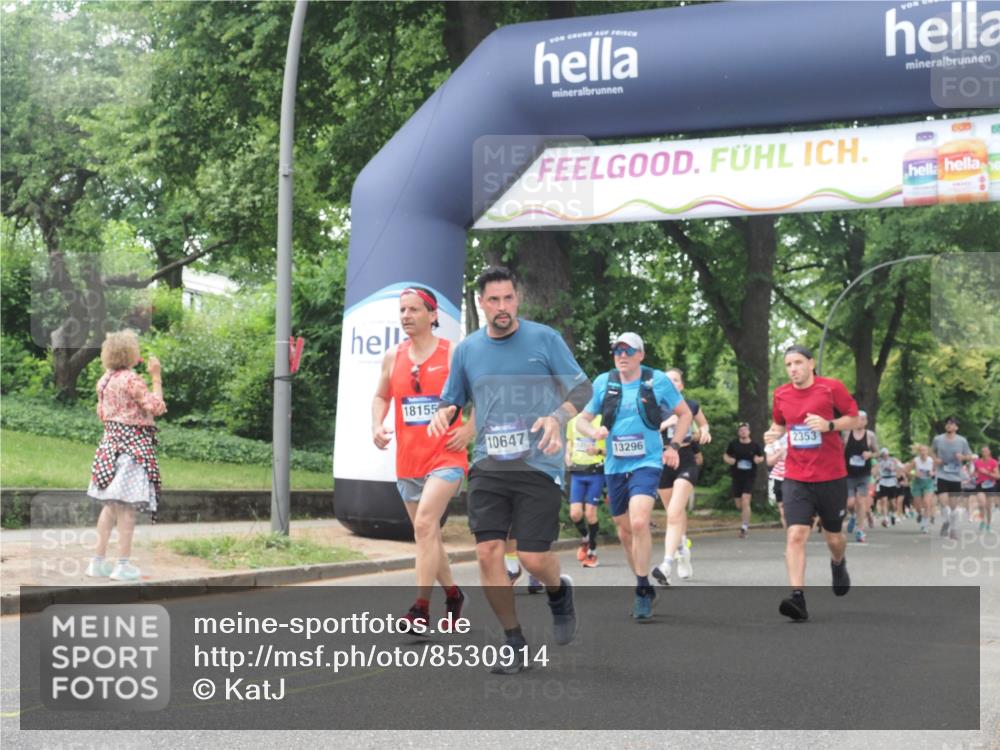 29.06.2025 - hella hamburg halbmarathon KatJ http://msf.ph/oto/8530914 29.06.2025 11:06:42 Zwischen KM18-KM19 1268, 2053, 2353, 2383, 6345, 6637, 7075, 7649 meine-sportfotos.de