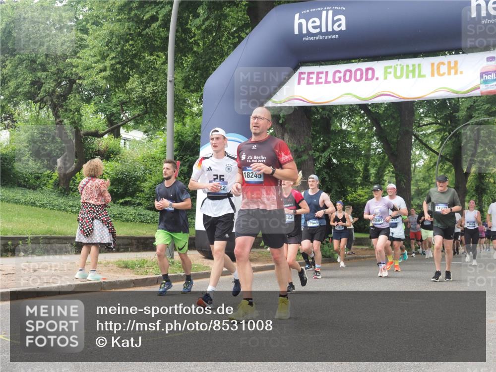 29.06.2025 - hella hamburg halbmarathon KatJ http://msf.ph/oto/8531008 29.06.2025 11:06:52 Zwischen KM18-KM19 1658, 2315, 5957, 7097, 7781 meine-sportfotos.de