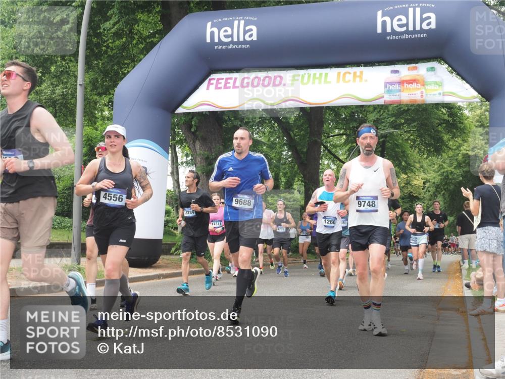 29.06.2025 - hella hamburg halbmarathon KatJ http://msf.ph/oto/8531090 29.06.2025 11:07:01 Zwischen KM18-KM19 1266, 1958, 2918, 3453, 4556, 4585, 4710, 4718, 7143, 8281 meine-sportfotos.de
