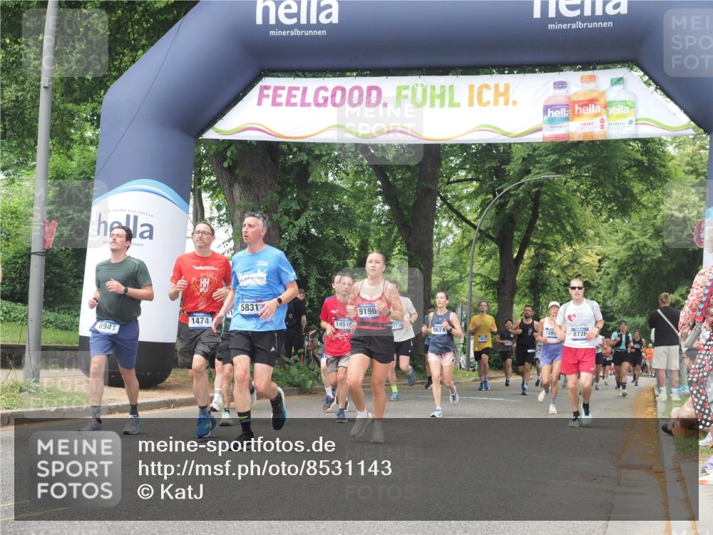 29.06.2025 - hella hamburg halbmarathon KatJ http://msf.ph/oto/8531143 29.06.2025 11:07:16 Zwischen KM18-KM19 1028, 1474, 3285, 4082, 5831, 6941, 8726 meine-sportfotos.de