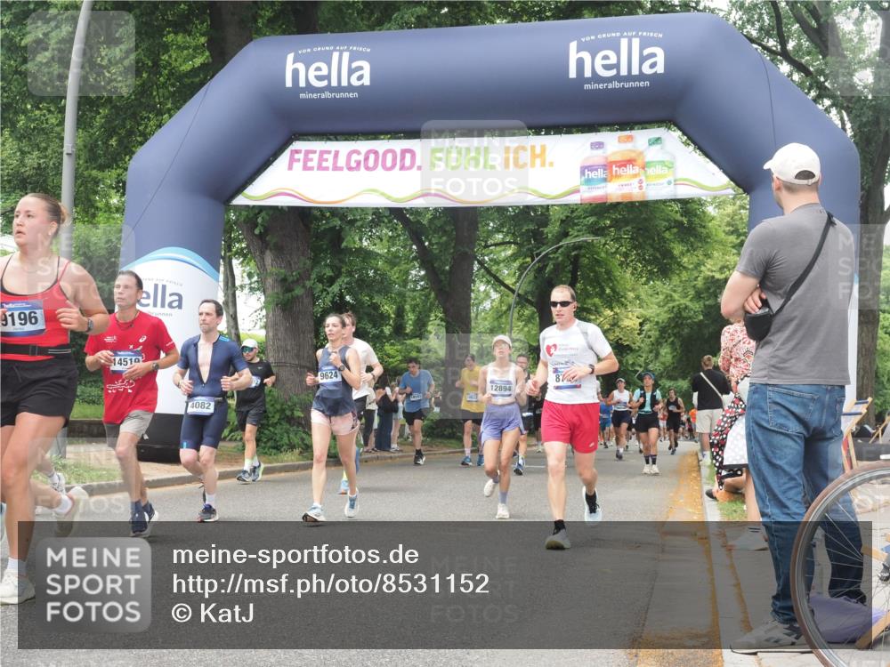29.06.2025 - hella hamburg halbmarathon KatJ http://msf.ph/oto/8531152 29.06.2025 11:07:18 Zwischen KM18-KM19 1028, 1474, 4082, 5831, 6941, 8726 meine-sportfotos.de