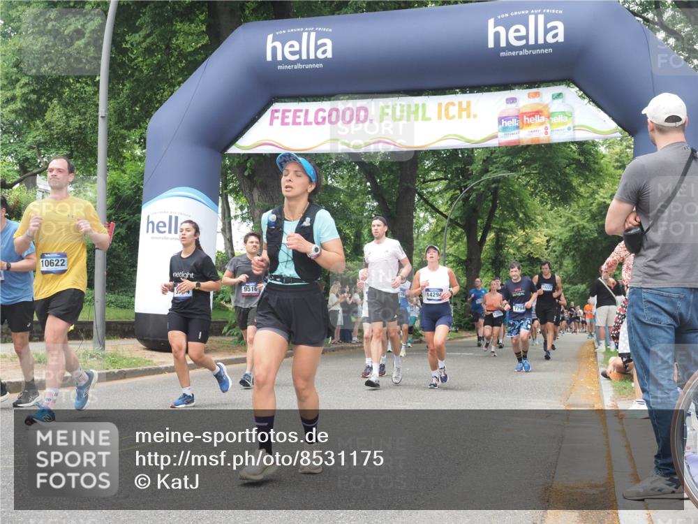 29.06.2025 - hella hamburg halbmarathon KatJ http://msf.ph/oto/8531175 29.06.2025 11:07:23 Zwischen KM18-KM19 1471, 1474, 4082, 5831, 8726 meine-sportfotos.de