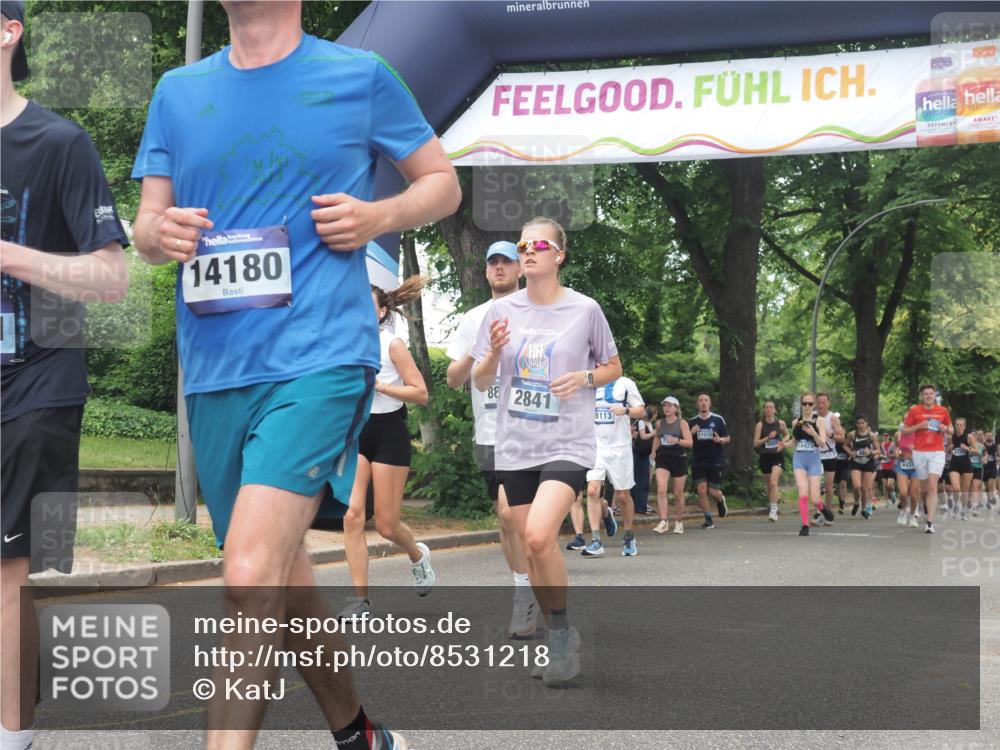 29.06.2025 - hella hamburg halbmarathon KatJ http://msf.ph/oto/8531218 29.06.2025 11:07:31 Zwischen KM18-KM19 2795, 2841, 3946, 4797, 5049, 7131, 7794, 8113 meine-sportfotos.de