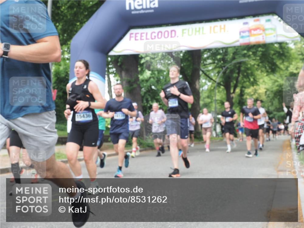29.06.2025 - hella hamburg halbmarathon KatJ http://msf.ph/oto/8531262 29.06.2025 11:07:43 Zwischen KM18-KM19 2009, 3292, 3735, 4288, 4754, 4786, 4869, 5323, 5641, 6608, 8206, 8431, 8462 meine-sportfotos.de