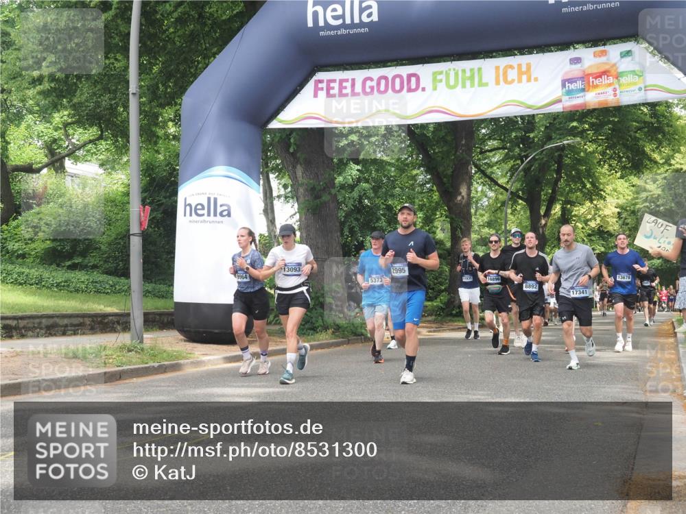 29.06.2025 - hella hamburg halbmarathon KatJ http://msf.ph/oto/8531300 29.06.2025 11:07:51 Zwischen KM18-KM19 2995, 3118, 3735, 4123, 5323, 6608, 7069, 8207, 8724 meine-sportfotos.de