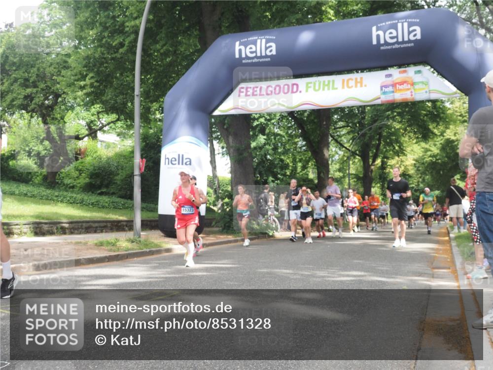 29.06.2025 - hella hamburg halbmarathon KatJ http://msf.ph/oto/8531328 29.06.2025 11:07:57 Zwischen KM18-KM19 2634, 2775, 2995, 3125, 5373 meine-sportfotos.de