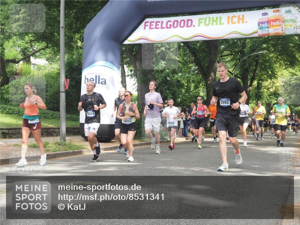 29.06.2025 - hella hamburg halbmarathon KatJ http://msf.ph/oto/8531341 29.06.2025 11:07:59 Zwischen KM18-KM19 2634, 2720, 2775, 2993, 3125, 3172, 5373 meine-sportfotos.de