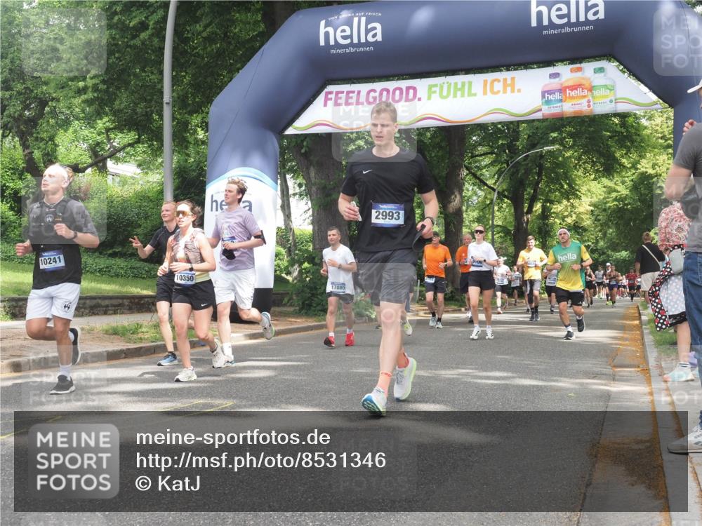 29.06.2025 - hella hamburg halbmarathon KatJ http://msf.ph/oto/8531346 29.06.2025 11:08:00 Zwischen KM18-KM19 2634, 2720, 2775, 2993, 3125, 3172, 5373 meine-sportfotos.de