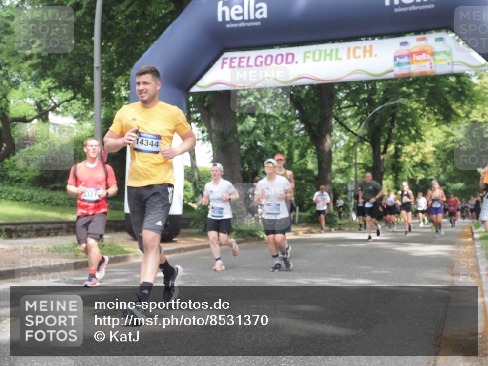 29.06.2025 - hella hamburg halbmarathon KatJ http://msf.ph/oto/8531370 29.06.2025 11:08:06 Zwischen KM18-KM19 2064, 2720, 2993, 3172, 3321 meine-sportfotos.de