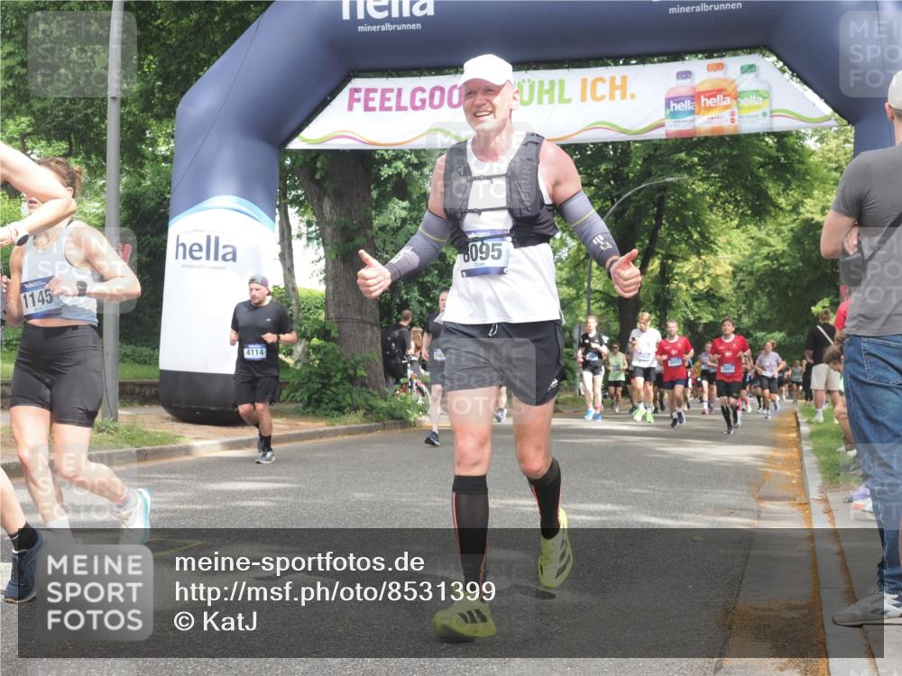 29.06.2025 - hella hamburg halbmarathon KatJ http://msf.ph/oto/8531399 29.06.2025 11:08:12 Zwischen KM18-KM19 1145, 2101, 2335, 3321, 8095 meine-sportfotos.de