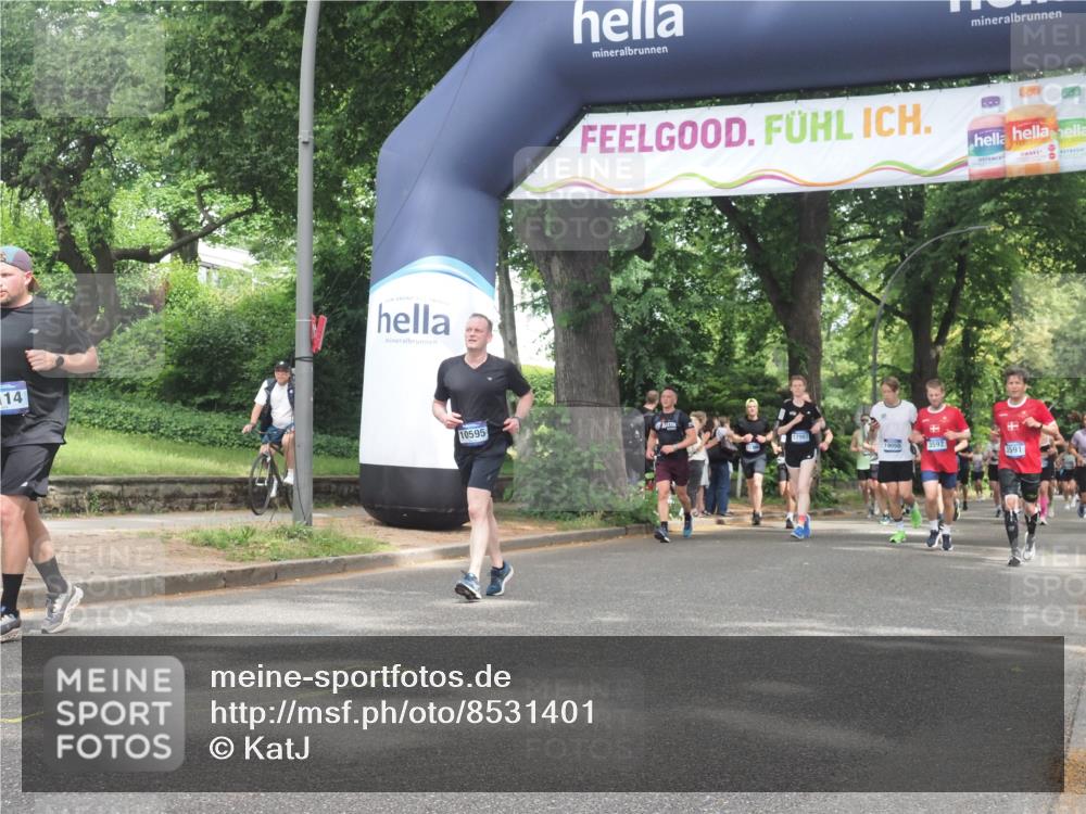 29.06.2025 - hella hamburg halbmarathon KatJ http://msf.ph/oto/8531401 29.06.2025 11:08:14 Zwischen KM18-KM19 1145, 2101, 2335, 3591, 4114, 8095 meine-sportfotos.de