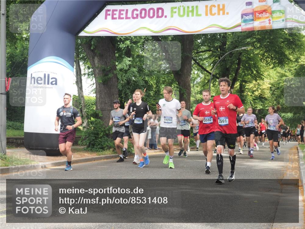 29.06.2025 - hella hamburg halbmarathon KatJ http://msf.ph/oto/8531408 29.06.2025 11:08:16 Zwischen KM18-KM19 1145, 2101, 2335, 3591, 3592, 4114, 8095 meine-sportfotos.de