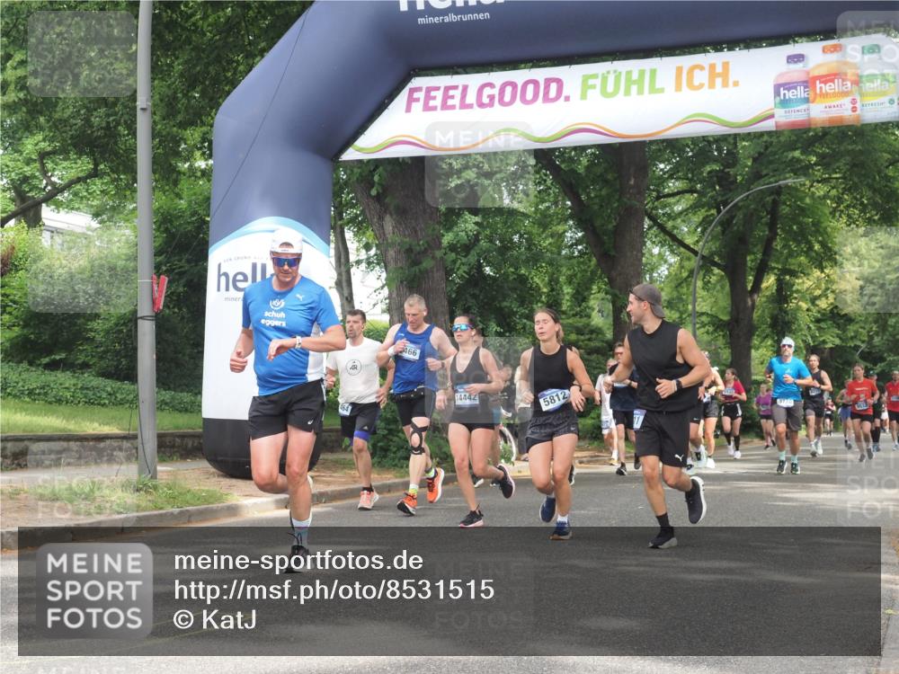 29.06.2025 - hella hamburg halbmarathon KatJ http://msf.ph/oto/8531515 29.06.2025 11:08:35 Zwischen KM18-KM19 2063, 2781, 4728, 5177, 5811, 5812, 6874, 7115 meine-sportfotos.de
