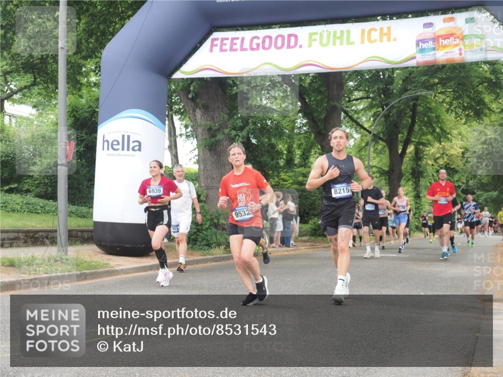 29.06.2025 - hella hamburg halbmarathon KatJ http://msf.ph/oto/8531543 29.06.2025 11:08:41 Zwischen KM18-KM19 1598, 2063, 3464, 3466, 3770, 5811, 5812, 6939, 7114, 7115, 7413, 8215 meine-sportfotos.de