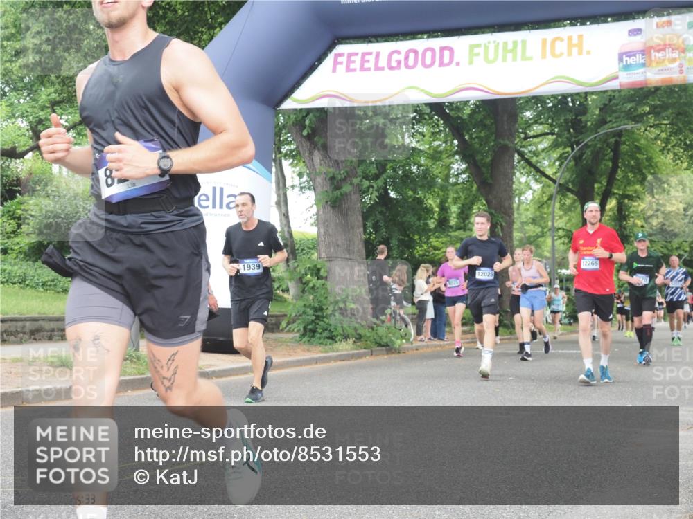 29.06.2025 - hella hamburg halbmarathon KatJ http://msf.ph/oto/8531553 29.06.2025 11:08:43 Zwischen KM18-KM19 1598, 3464, 3466, 3770, 6939, 7114, 7413, 8025, 8215 meine-sportfotos.de
