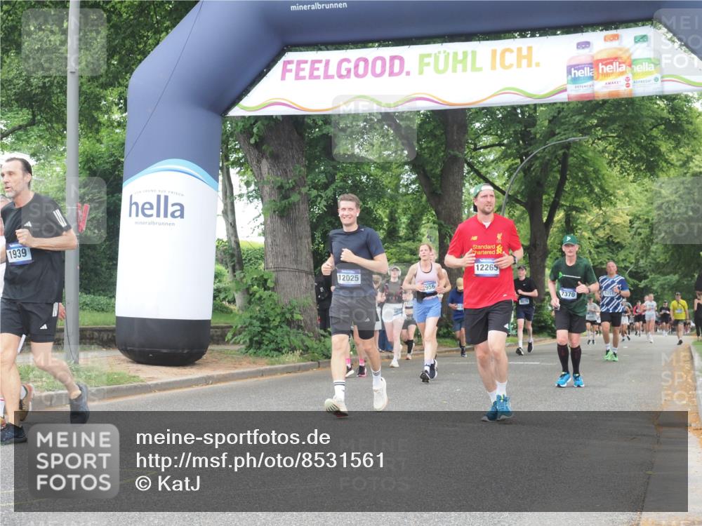 29.06.2025 - hella hamburg halbmarathon KatJ http://msf.ph/oto/8531561 29.06.2025 11:08:44 Zwischen KM18-KM19 1598, 1755, 1939, 3464, 3466, 3770, 6939, 7114, 7370, 7413, 8025, 8215 meine-sportfotos.de