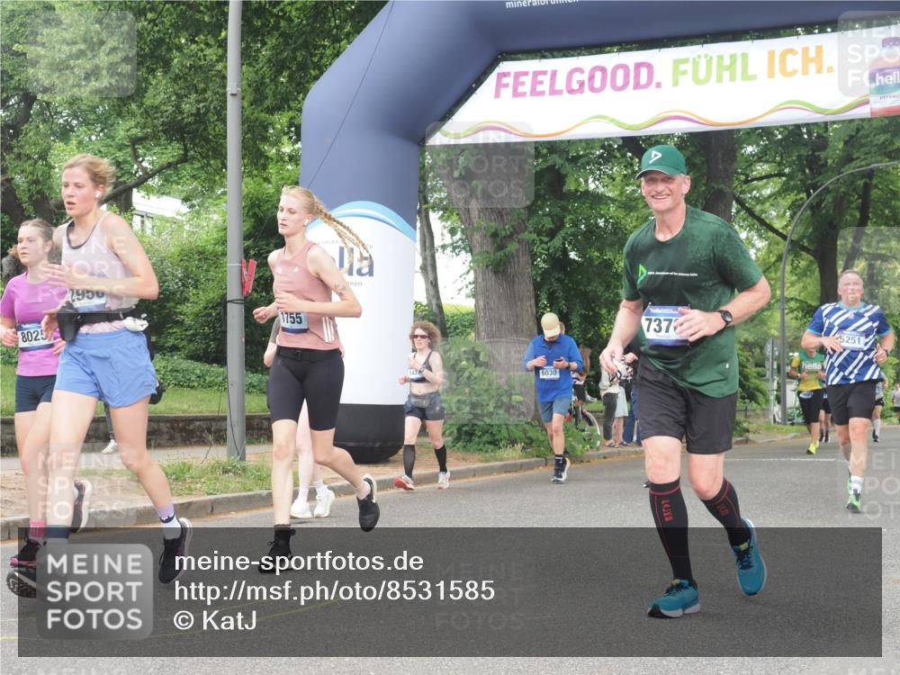 29.06.2025 - hella hamburg halbmarathon KatJ http://msf.ph/oto/8531585 29.06.2025 11:08:48 Zwischen KM18-KM19 1755, 1939, 2956, 5251, 6030, 6939, 7370, 8025, 8079, 8215 meine-sportfotos.de