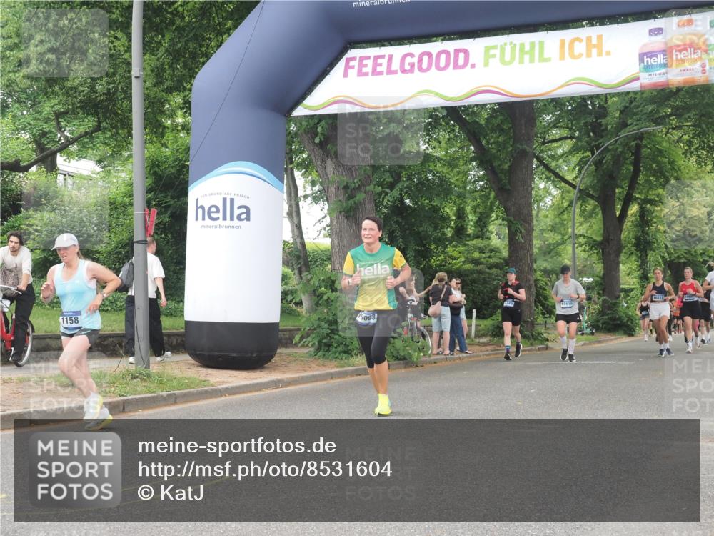 29.06.2025 - hella hamburg halbmarathon KatJ http://msf.ph/oto/8531604 29.06.2025 11:08:52 Zwischen KM18-KM19 1158, 1755, 1939, 2956, 5251, 6030, 7370, 8079 meine-sportfotos.de