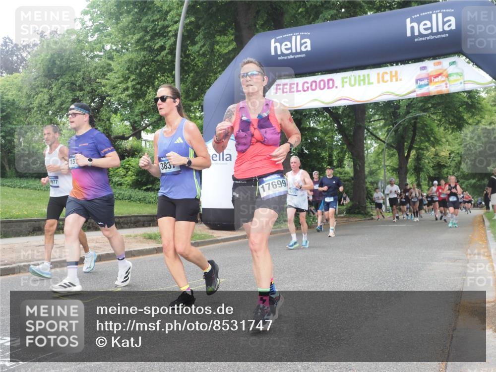 29.06.2025 - hella hamburg halbmarathon KatJ http://msf.ph/oto/8531747 29.06.2025 11:09:33 Zwischen KM18-KM19 3837, 4575, 4697, 6303 meine-sportfotos.de