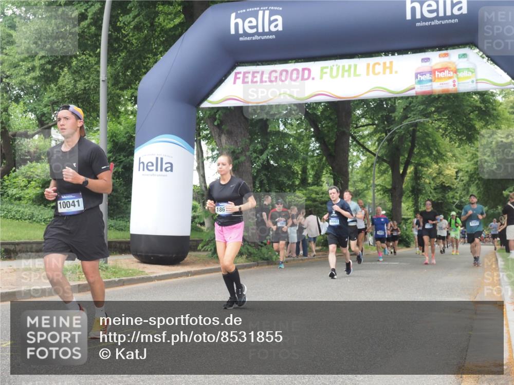 29.06.2025 - hella hamburg halbmarathon KatJ http://msf.ph/oto/8531855 29.06.2025 11:09:55 Zwischen KM18-KM19 1419, 2125, 5035, 5412, 7672, 8181, 8537 meine-sportfotos.de
