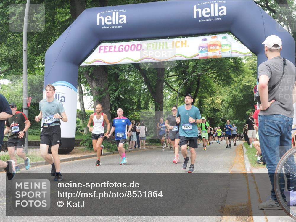 29.06.2025 - hella hamburg halbmarathon KatJ http://msf.ph/oto/8531864 29.06.2025 11:09:58 Zwischen KM18-KM19 1419, 2125, 5412, 7672, 8181, 8327 meine-sportfotos.de