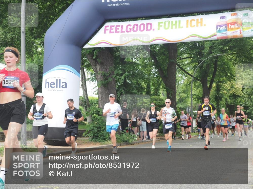 29.06.2025 - hella hamburg halbmarathon KatJ http://msf.ph/oto/8531972 29.06.2025 11:10:19 Zwischen KM18-KM19 7891 meine-sportfotos.de