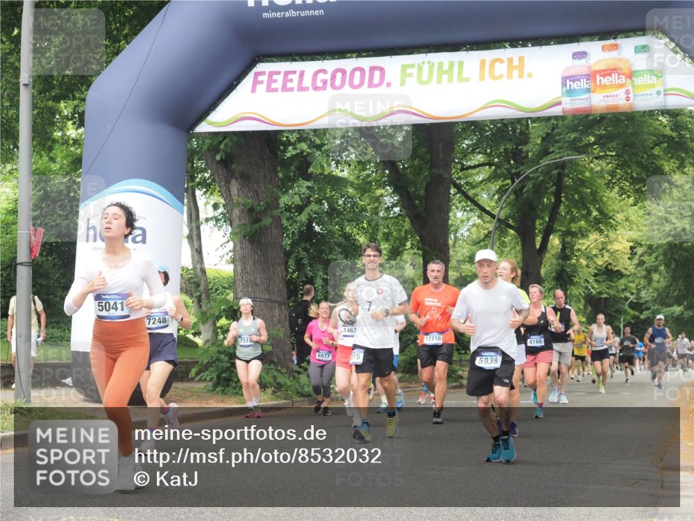 29.06.2025 - hella hamburg halbmarathon KatJ http://msf.ph/oto/8532032 29.06.2025 11:10:30 Zwischen KM18-KM19 1458, 2688, 3179, 5041, 5939, 7190, 7248, 7519, 8115 meine-sportfotos.de