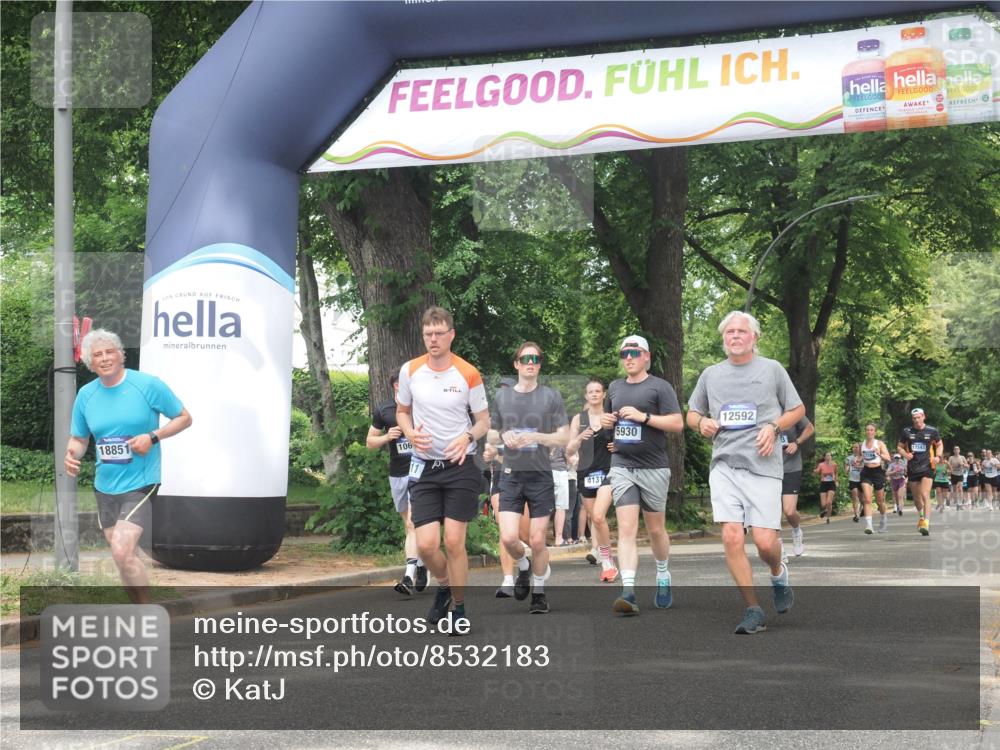 29.06.2025 - hella hamburg halbmarathon KatJ http://msf.ph/oto/8532183 29.06.2025 11:10:58 Zwischen KM18-KM19 1011, 2271, 3247, 4131, 5178, 5929, 5930, 6249, 6899, 8433 meine-sportfotos.de