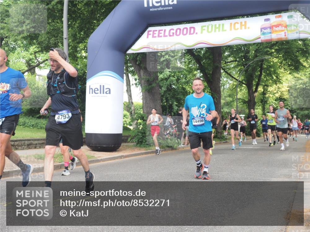 29.06.2025 - hella hamburg halbmarathon KatJ http://msf.ph/oto/8532271 29.06.2025 11:11:21 Zwischen KM18-KM19 1115, 2901, 4198, 4793, 4829, 5063, 6270, 7169 meine-sportfotos.de