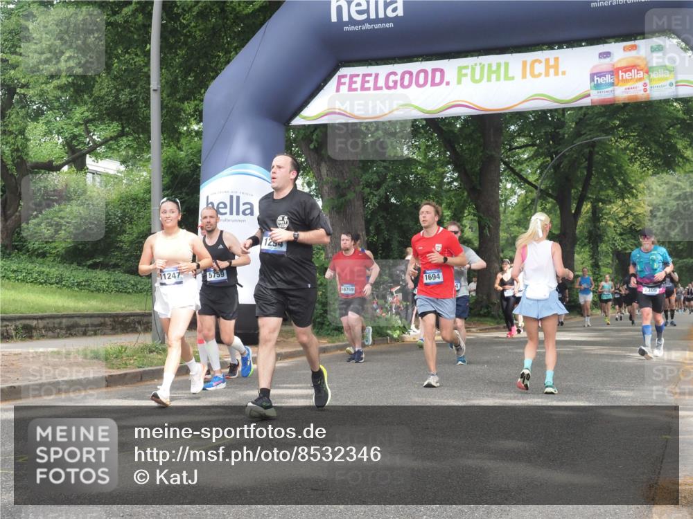 29.06.2025 - hella hamburg halbmarathon KatJ http://msf.ph/oto/8532346 29.06.2025 11:11:36 Zwischen KM18-KM19 1294, 1694, 2305, 4194, 4395, 5759 meine-sportfotos.de