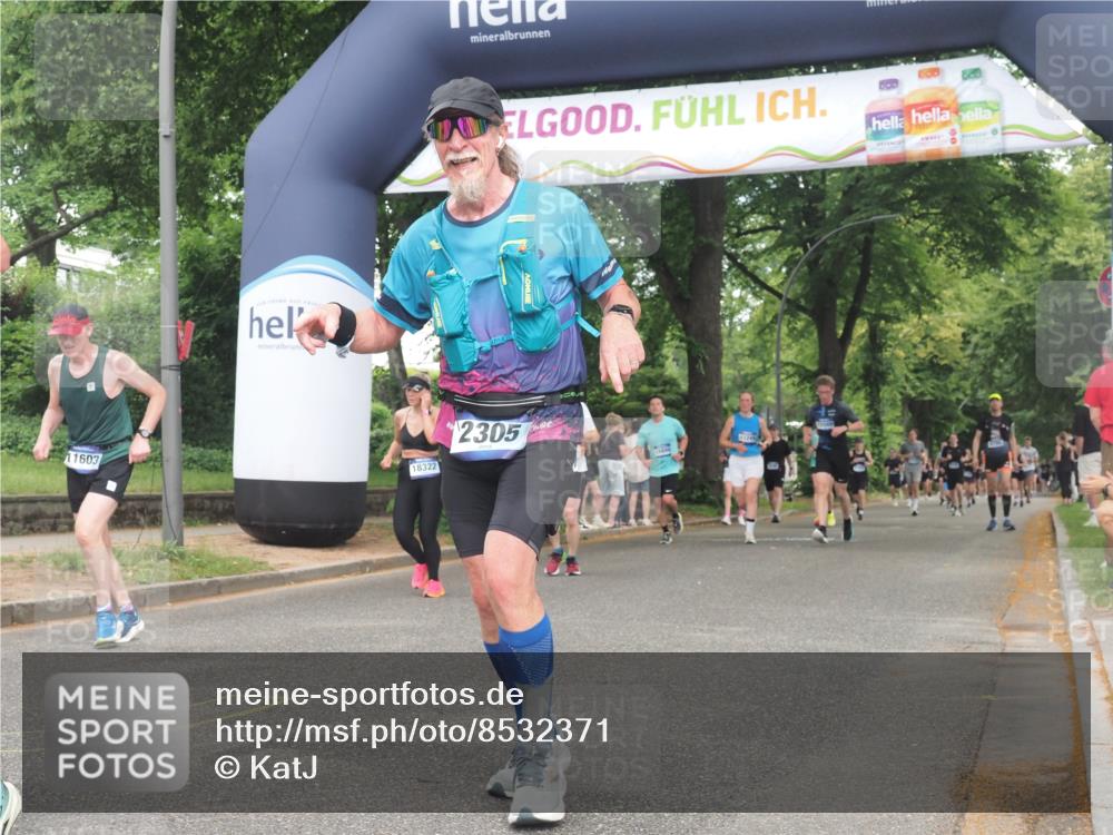 29.06.2025 - hella hamburg halbmarathon KatJ http://msf.ph/oto/8532371 29.06.2025 11:11:40 Zwischen KM18-KM19 1294, 1694, 2305, 4194, 5759 meine-sportfotos.de