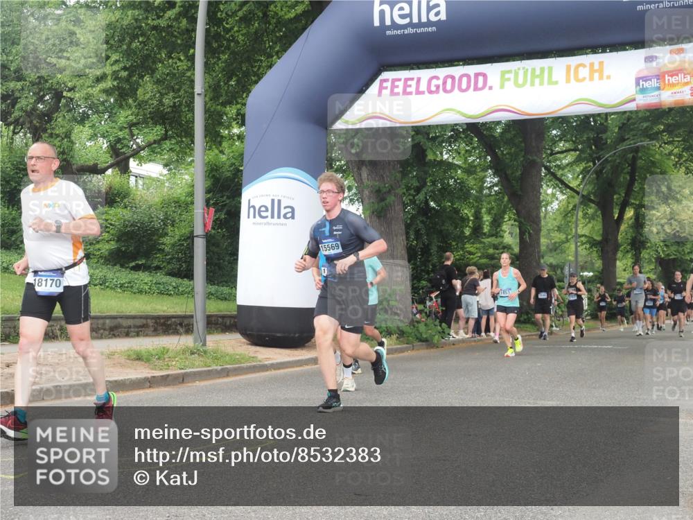 29.06.2025 - hella hamburg halbmarathon KatJ http://msf.ph/oto/8532383 29.06.2025 11:11:43 Zwischen KM18-KM19 1294, 1694, 2305, 5759 meine-sportfotos.de