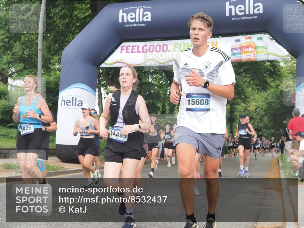 29.06.2025 - hella hamburg halbmarathon KatJ http://msf.ph/oto/8532437 29.06.2025 11:11:55 Zwischen KM18-KM19 1048, 2925, 3781, 3910, 5322, 5767, 7276, 7375, 7832, 7917 meine-sportfotos.de