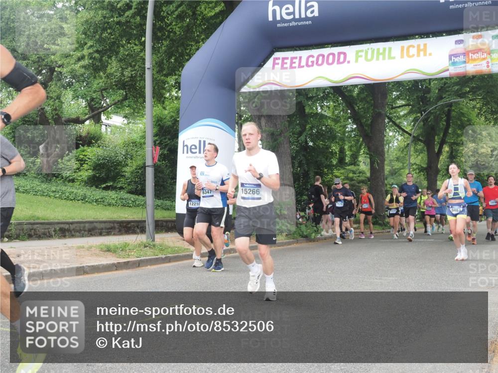 29.06.2025 - hella hamburg halbmarathon KatJ http://msf.ph/oto/8532506 29.06.2025 11:12:14 Zwischen KM18-KM19 2097, 4350, 5061, 6951, 7836 meine-sportfotos.de