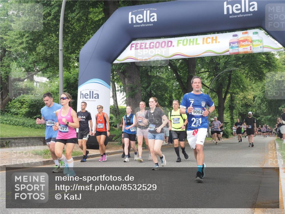 29.06.2025 - hella hamburg halbmarathon KatJ http://msf.ph/oto/8532529 29.06.2025 11:12:20 Zwischen KM18-KM19 1477, 2703, 3842, 6307, 6724, 6951, 7529 meine-sportfotos.de