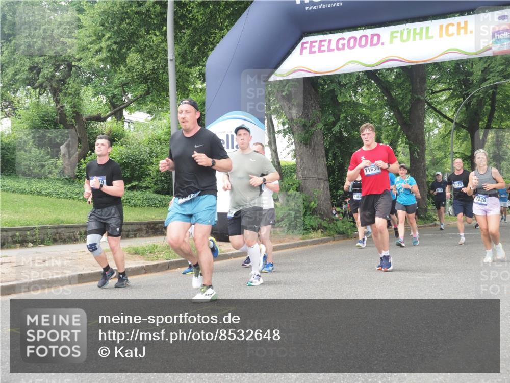 29.06.2025 - hella hamburg halbmarathon KatJ http://msf.ph/oto/8532648 29.06.2025 11:12:48 Zwischen KM18-KM19 1444, 1773, 4289, 5629, 5806, 6556, 6663, 7228 meine-sportfotos.de