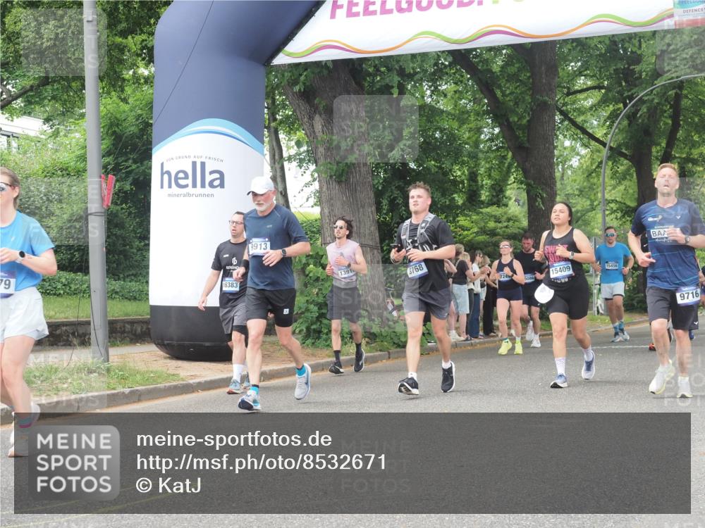 29.06.2025 - hella hamburg halbmarathon KatJ http://msf.ph/oto/8532671 29.06.2025 11:12:53 Zwischen KM18-KM19 1187, 1444, 3573, 3579, 3768, 4289, 5629, 6663, 7228 meine-sportfotos.de