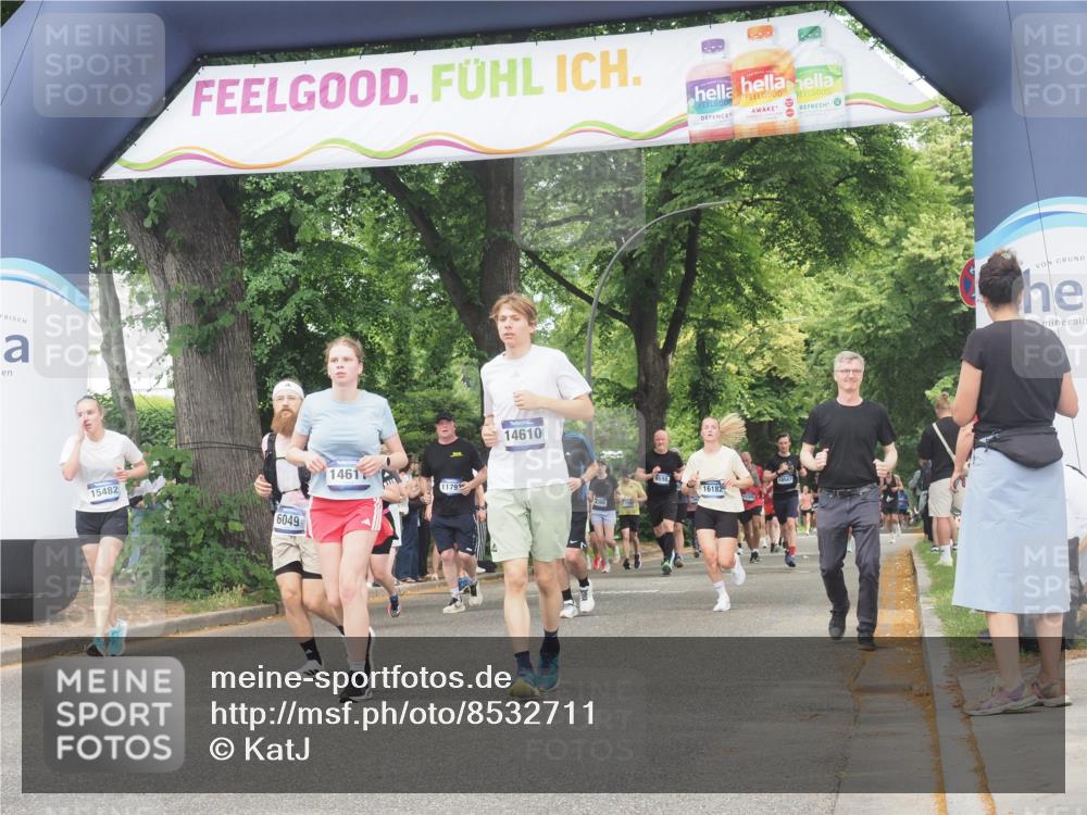 29.06.2025 - hella hamburg halbmarathon KatJ http://msf.ph/oto/8532711 29.06.2025 11:13:54 Zwischen KM18-KM19 4597, 6048, 6049, 7013 meine-sportfotos.de
