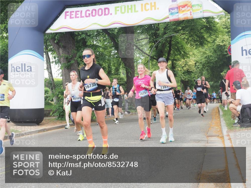 29.06.2025 - hella hamburg halbmarathon KatJ http://msf.ph/oto/8532748 29.06.2025 11:14:03 Zwischen KM18-KM19 2514, 4349, 4366, 4993, 6598, 7351 meine-sportfotos.de